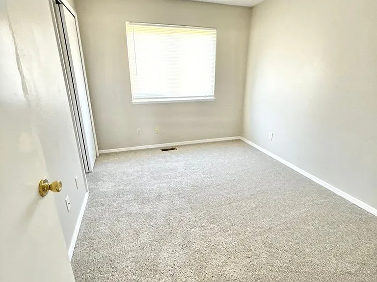 6505 Turkey Tracks Rd — Photo 9