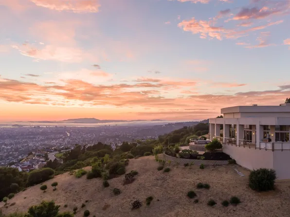 13367 Campus Dr, Oakland, CA 94619