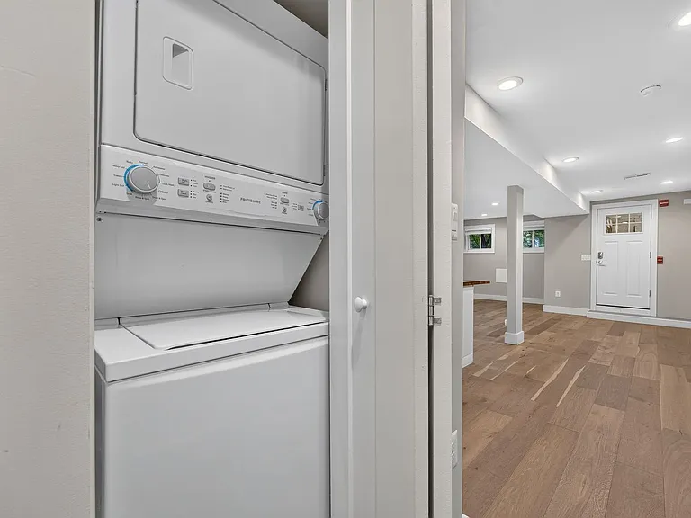 1680 Irving St NW — Photo 11