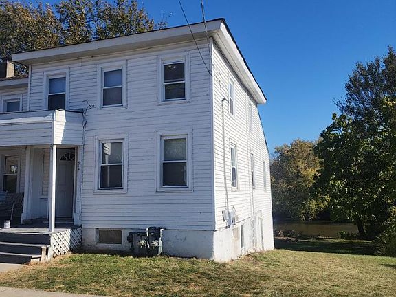 2nd image of 512-514 S River St