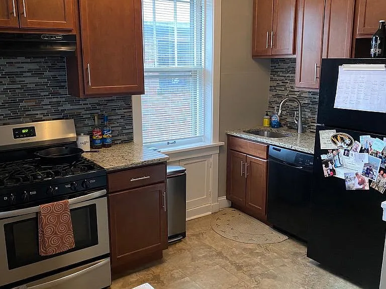 5058 Oleatha Ave #5058A — Photo 9