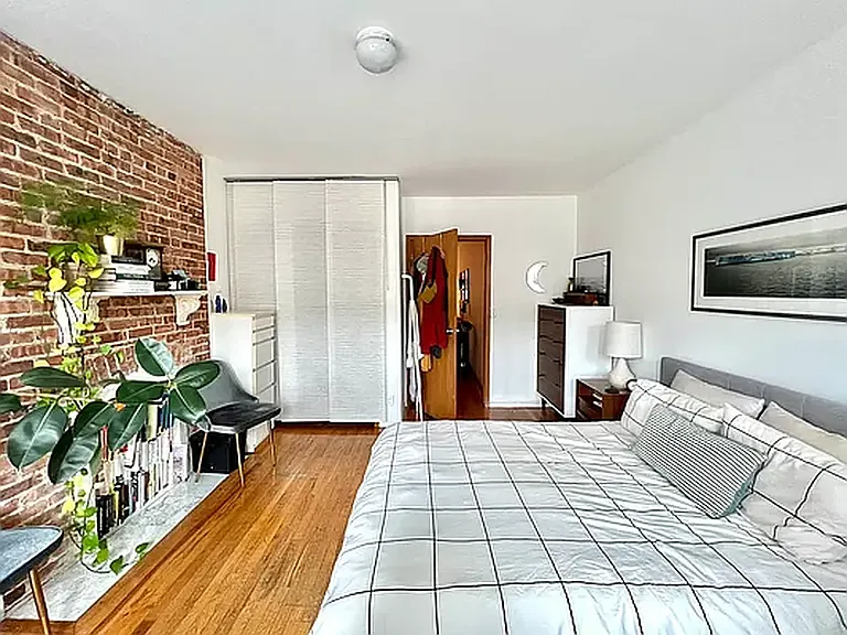 711 Carroll St #3L — Photo 6