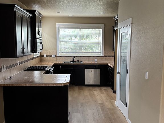 3rd image of 8357 SW 186th Ave