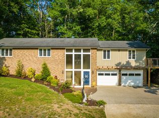 2224 Sheffield St, Kingsport, TN 37660