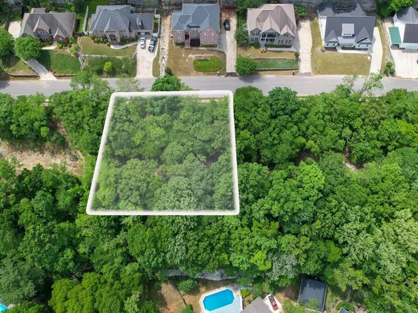 Box Canyon Rd SE, Huntsville, AL 35803