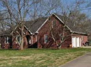 10112 Florence Rd, Smyrna, TN 37167