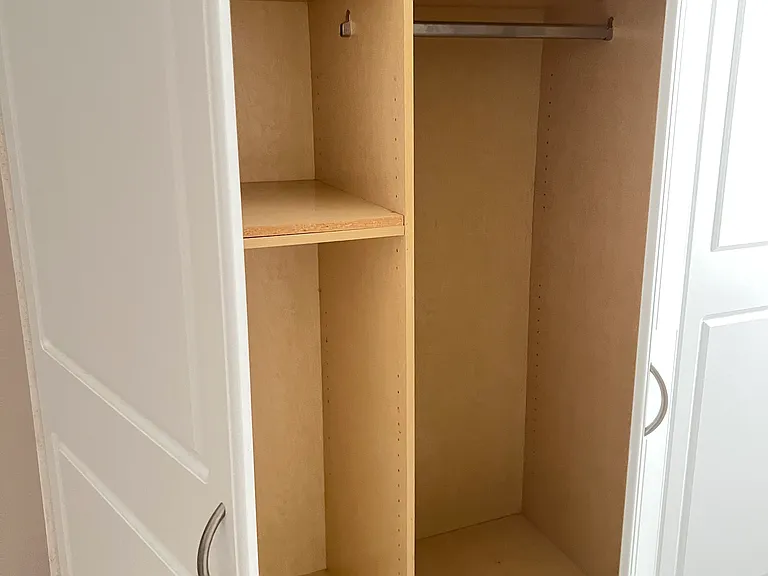 148 SE Park Ter — Photo 1