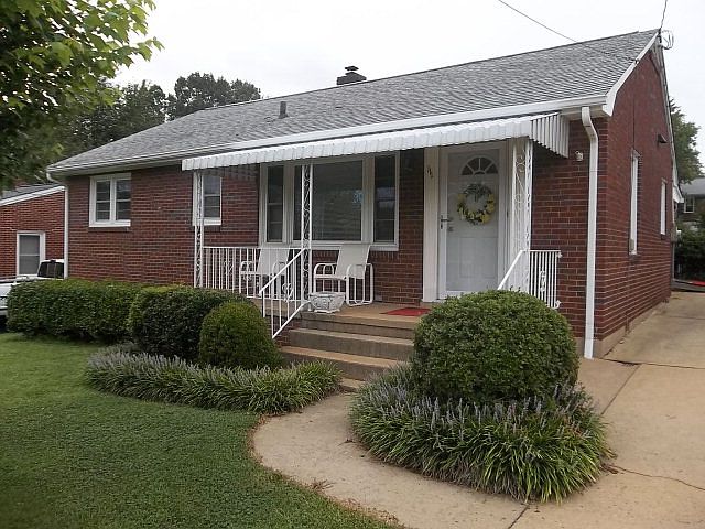 1st image of 111 Crescent St
