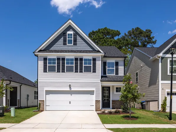 298 Gregory Village Dr, Lillington, NC 27546