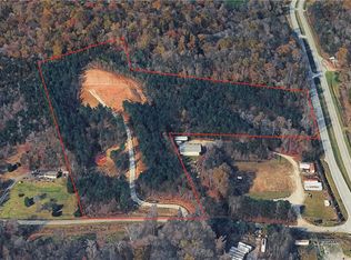 38 Old Plantation Rd, Travelers Rest, SC 29690