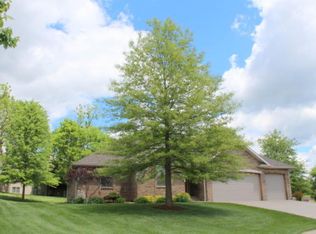 5149 Copper Ridge St, Springfield, MO 65809