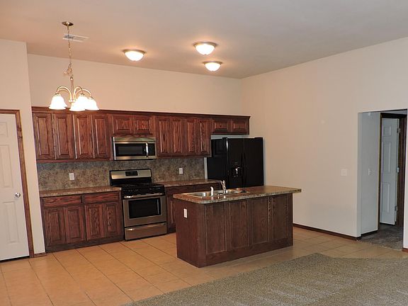 2nd image of 15100 Kyle Dr Unit B