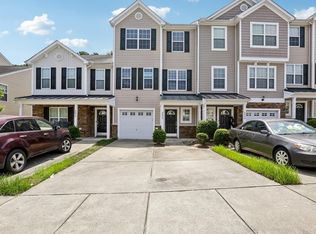 8832 Thornton Town Pl, Raleigh, NC 27616