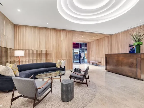 30 East 62nd Street image 10 of 11