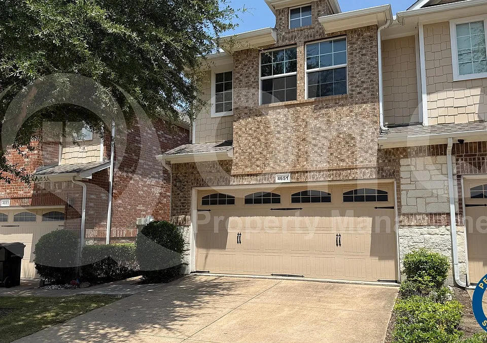 4651 Penelope Ln