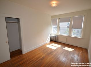 48 Lancaster Ter #3F, Brookline, MA 02446