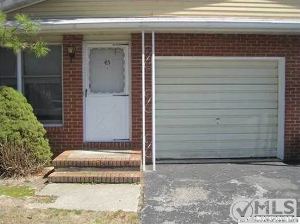 45 Dogwood Rd, Manahawkin, NJ 08050