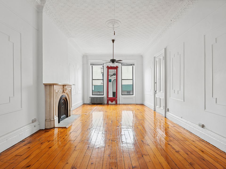 1st image of 168 Degraw St APT 1