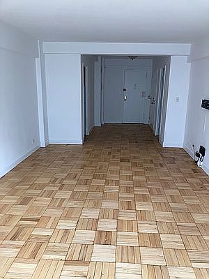 2nd image of 210 E 36th St APT 7F