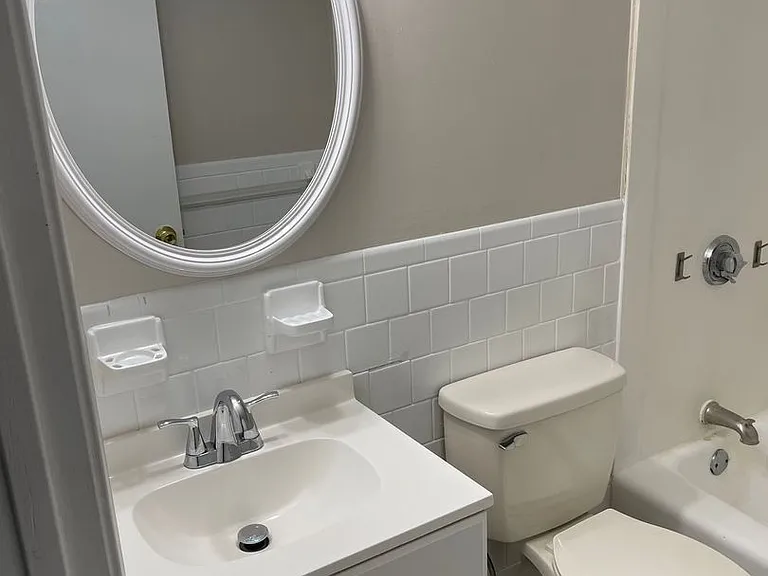 Upton St Apartments LLC — Photo 31