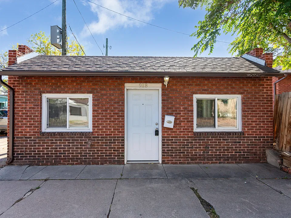 918 E 6th Ave