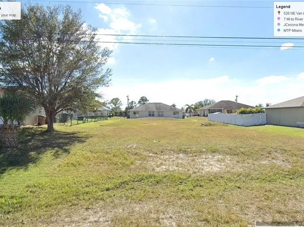 526 NE Van Loon Ln, Cape Coral, FL 33909