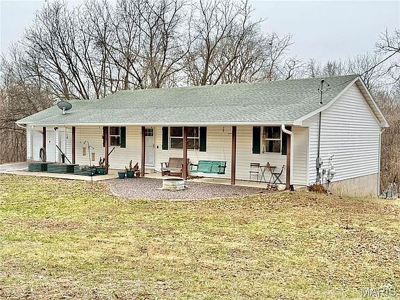 2nd image of 13001 Woodland Groves Pl