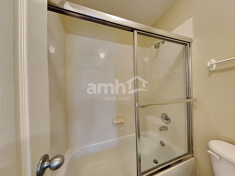 1245 Potter Ave — Photo 23