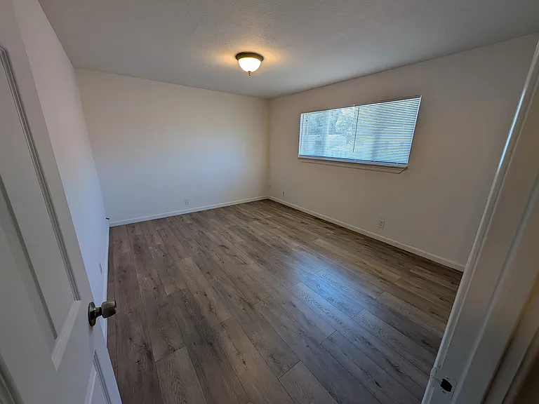 1506 Turandot Ct — Photo 2