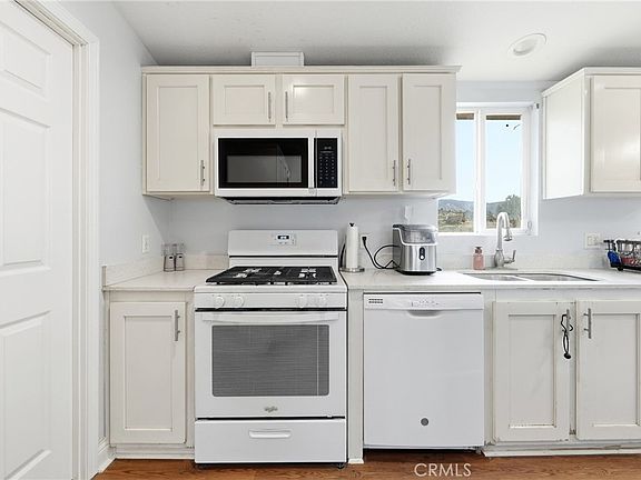 5th image of 56570 Valley View Ln