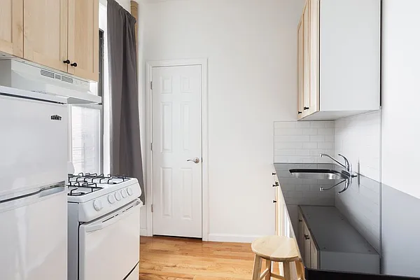 Rented by Engel and Völkers Brownstone Brooklyn | media 12