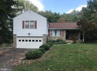 813 Stony Brook Dr, Blue Bell, PA 19422