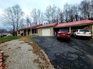 1132 W Howard Dr, Ashland, KY 41102