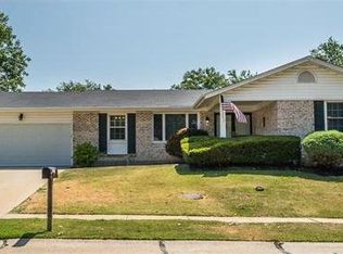 4728 Tonga Dr, Saint Louis, MO 63128