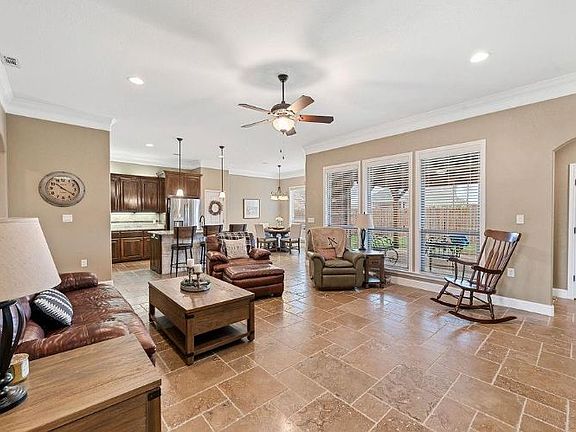 3rd image of 10608 Dominic Ct