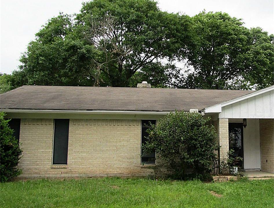 1st image of 213 Willow St