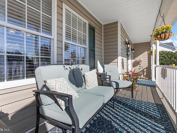4th image of 33 Pribble Ln