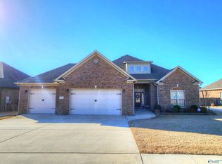 102 Middy Ln, Madison, AL 35756