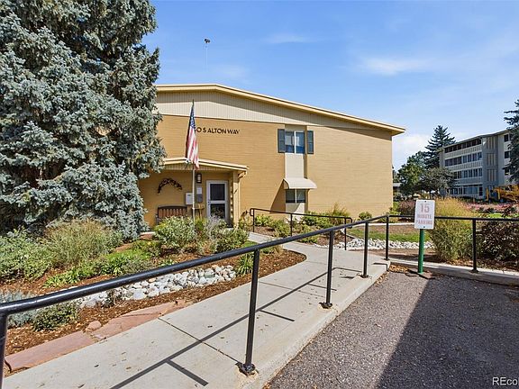4th image of 740 S Alton Way #12A