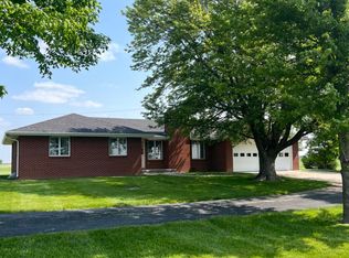 2288 Kestrel Rd, Hiawatha, KS 66434
