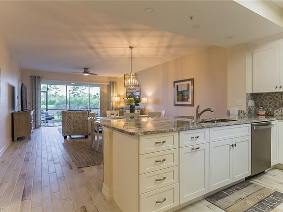 5th image of 4620 Turnberry Lake Dr Unit 104