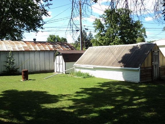 4th image of 938 N Central Ave