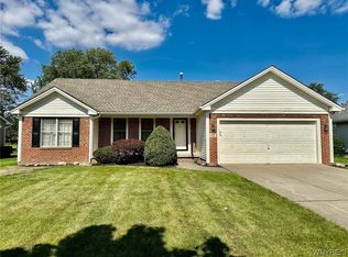 12 Riemers Ave, Lancaster, NY 14086