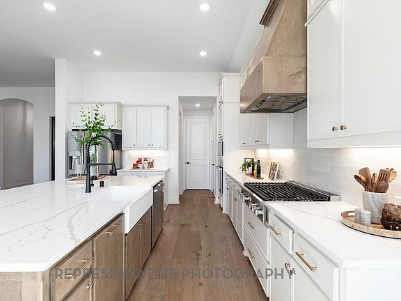 7th image of this home