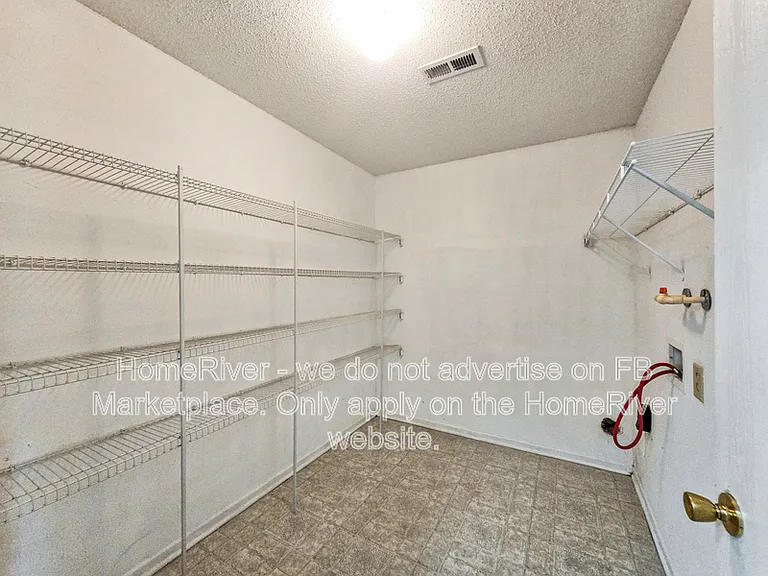 2840 Barnes Ct — Photo 13