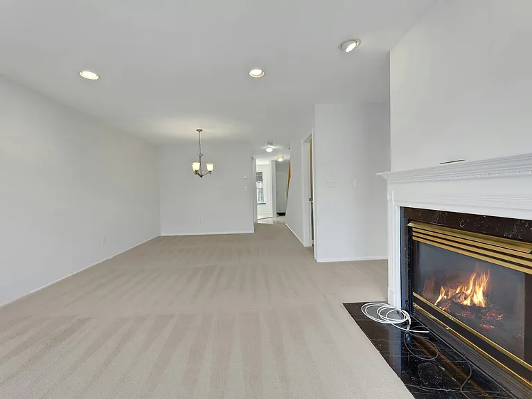 2198 Kent Ct #2198 — Photo 16