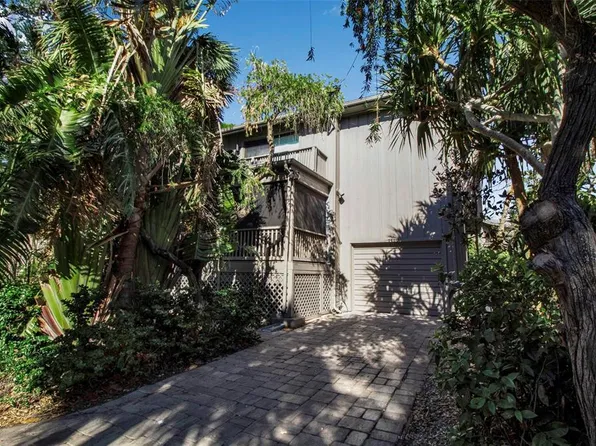 1460 Landings Cir #51, Sarasota, FL 34231