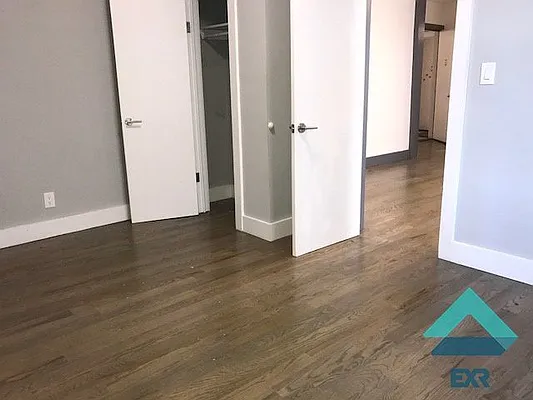 Rented by EXR | media 6