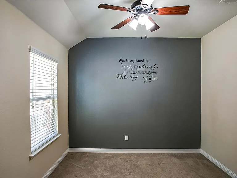 1721 Elaina Loop — Photo 20