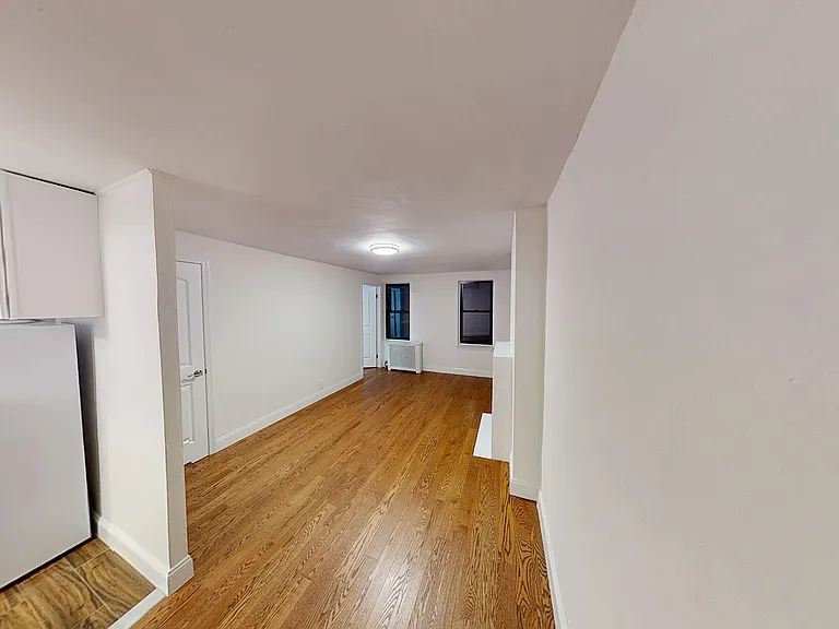 635 2nd Ave #4R — Photo 4